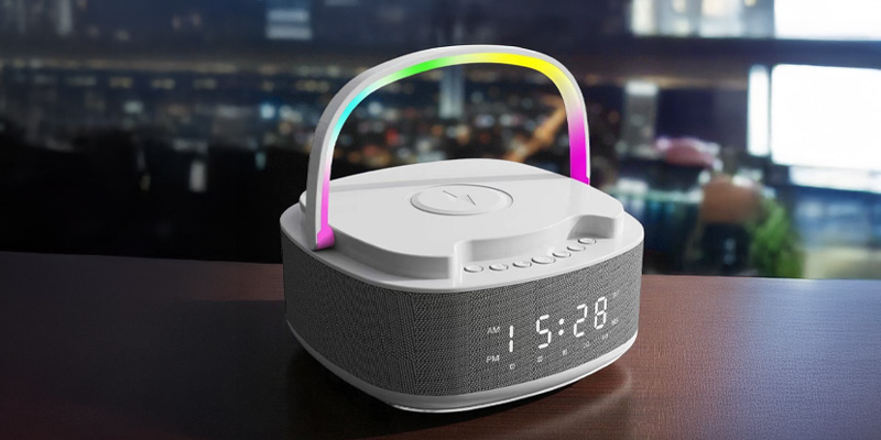 רמקול בלוטות' חכם עם טעינה אלחוטית