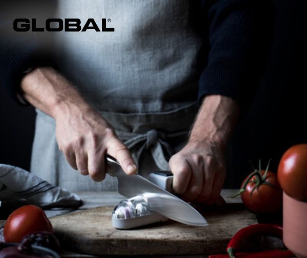 סט סכין שף + משחיז מבית GLOBAL - מק"ט g2220br סט סכין שף + משחיז מבית GLOBAL - מק"ט g2220br