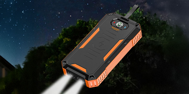 סוללת גיבוי סולארית ניידת עם 4 חיבורי USB