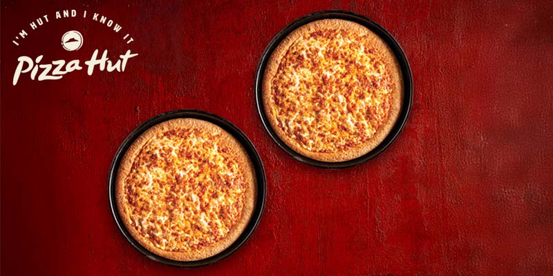 פיצה האט - 2 פיצות משפחתיות