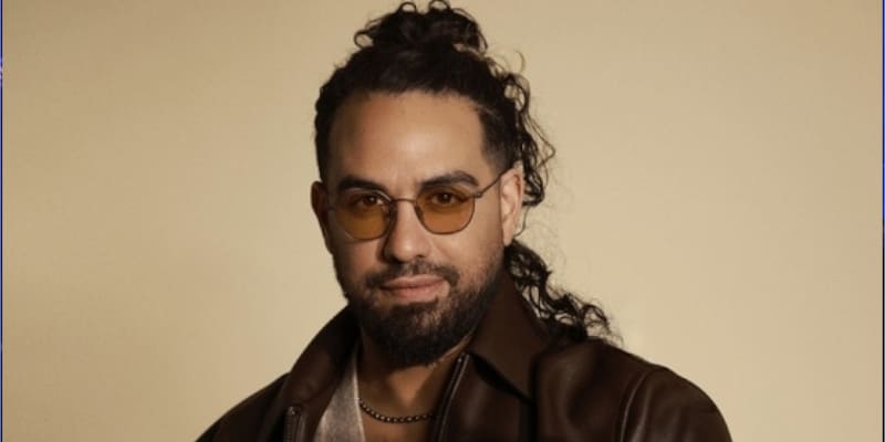 בניה ברבי - חוגג עשור על הבמות