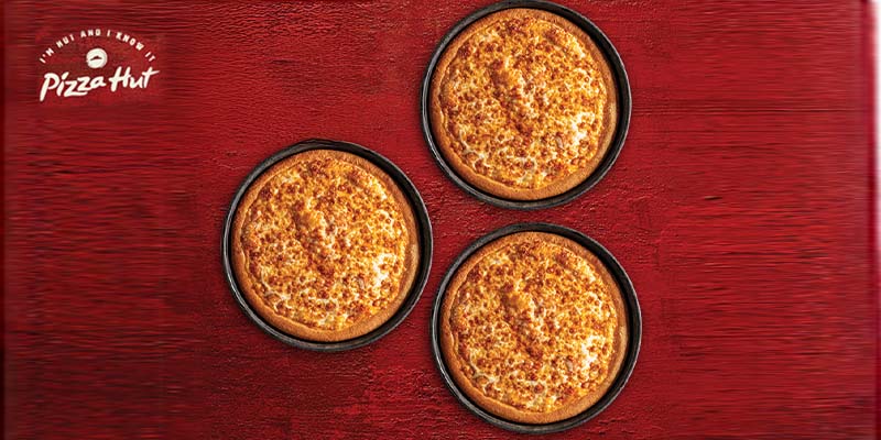 פיצה האט - 3 פיצות משפחתיות